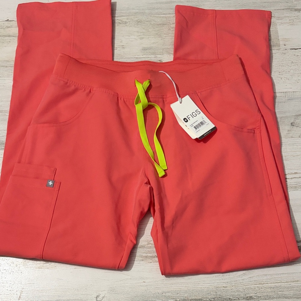 Figs Scrub Set Kade Cargo. Casma Three Pocket Top Pulmonary Pink NWT - Picture 6 of 7